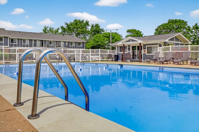 Camelot Apartments