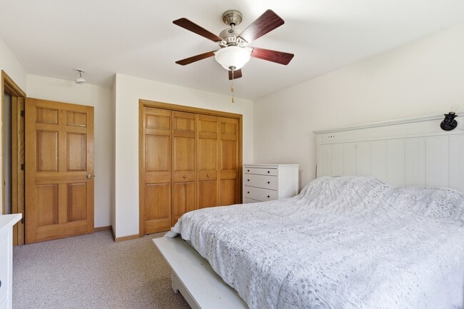 Main bed - 2948 Kentville Dr Unit 2948 Kentville
