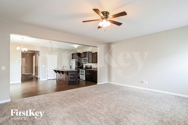 Photo - 12558 Garron Rd