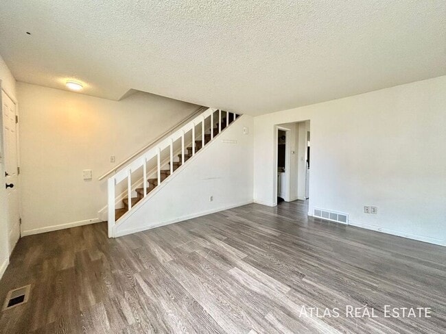 Building Photo - 3392 W 66th Pl Unit 3