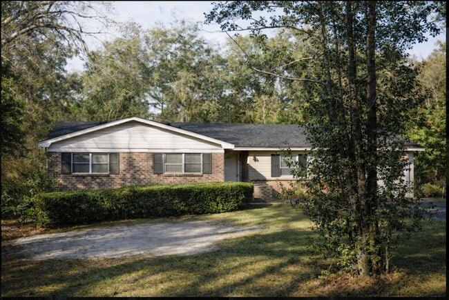 Photo - 1254 Lake Cir Dr W