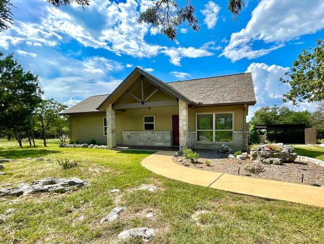 Guest Home in the Gated Saddlewood Estates - Guest Home in the Gated Saddlewood Estates
