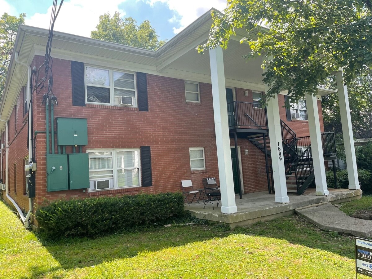 Photo - 1606 Lucia Avenue - Modern Living in the Heart of the Highlands!