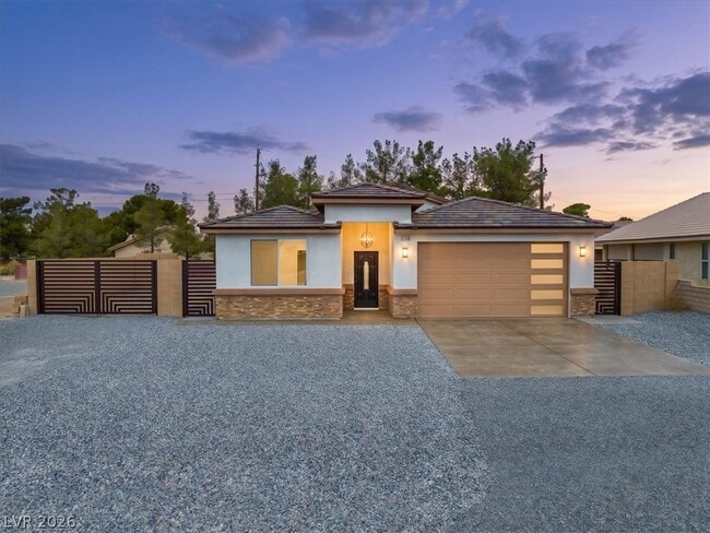 Building Photo - 1740 Jerome Ln