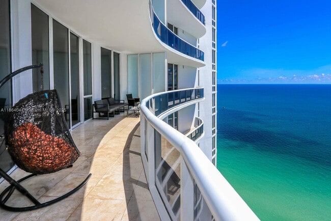 Building Photo - 15901 Collins Ave Unit 3807 Rental