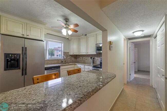Photo - 701 Lori Dr Unit 205