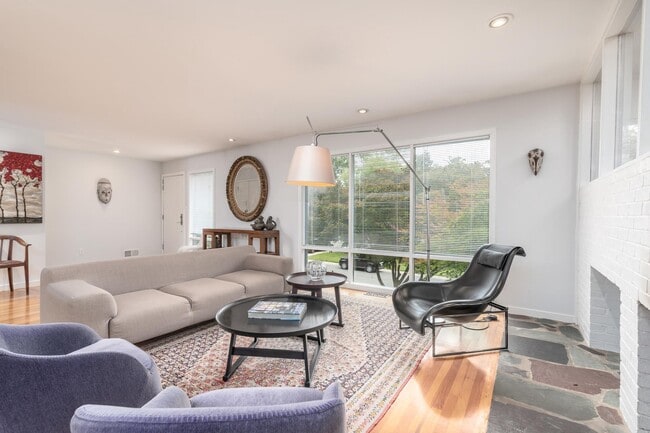 Photo - 3122 Brooklawn Terrace