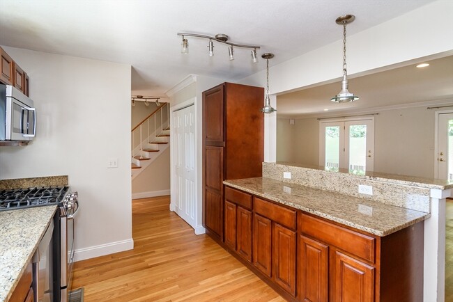 Photo - 220 Kent St Unit 220