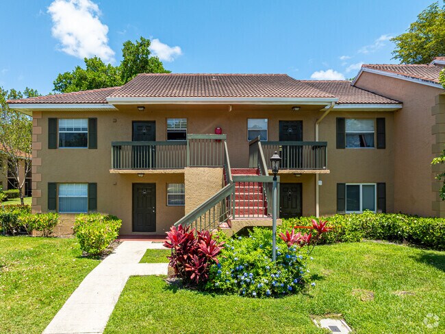 Photo - Bella Grand Condos