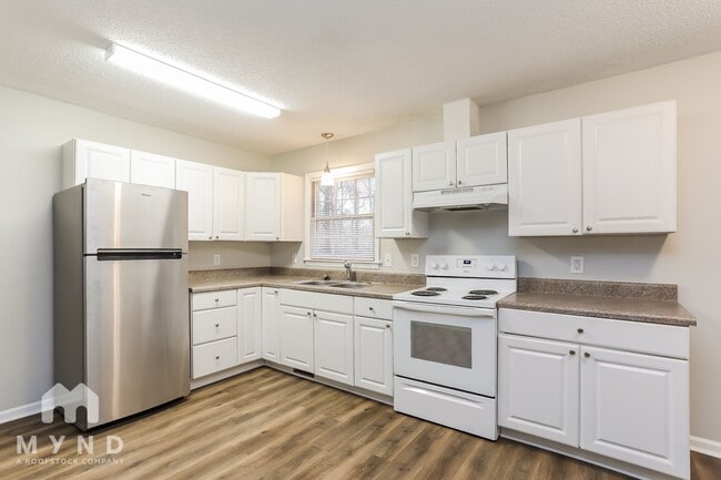 Photo - 5032 Hartsfield Dr