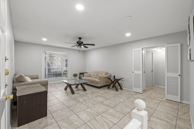 Photo - 7900 Westheimer Rd Unit 241