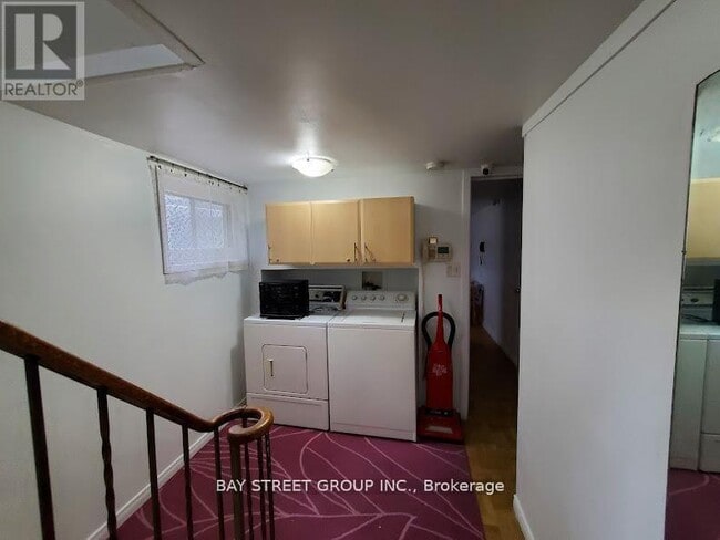 Photo - 73 Regatta Crescent