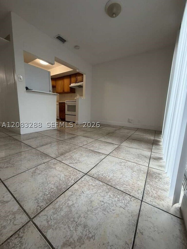 Photo - 5822 NW 21st St Unit 39-E