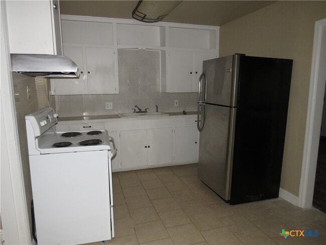 Photo - 214 E Munroe Ave