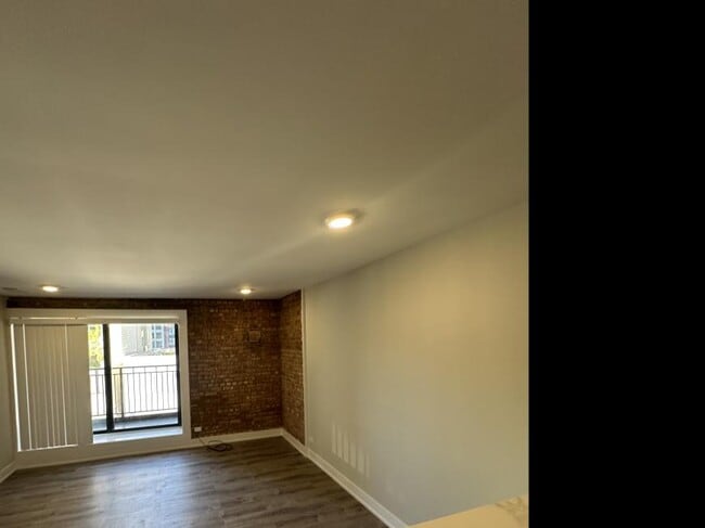 Photo - 2 bedroom in Chicago IL 60610 Unit 2BD