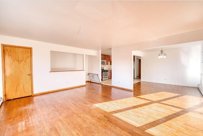 Photo - 358 Mercer Loop