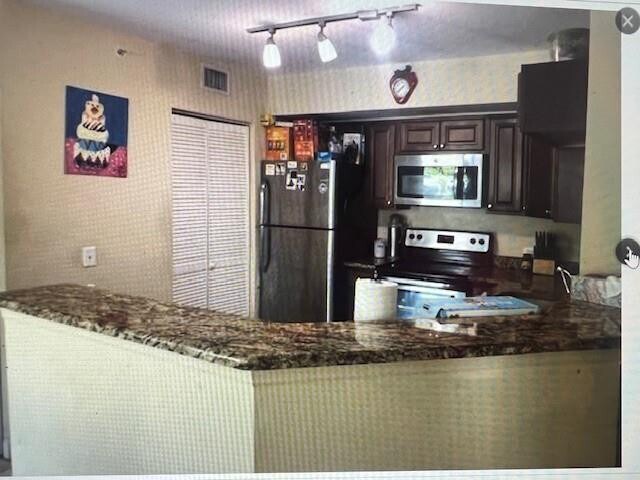 Photo - 201 Villa Cir Unit 201