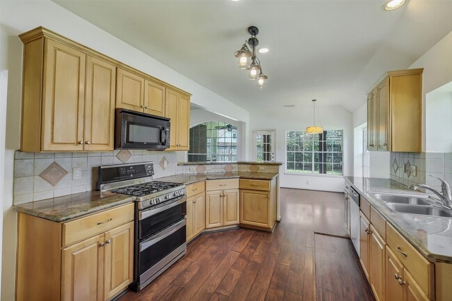 Photo - 11802 Chateau Trail