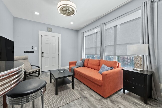 Photo - 412 Drew St Unit 1