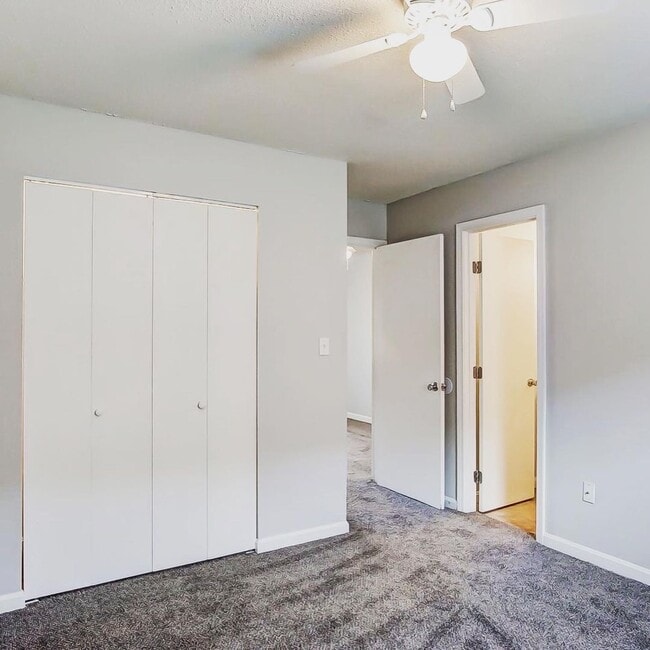 Photo - 509 Green Valley Dr Unit Apt #27