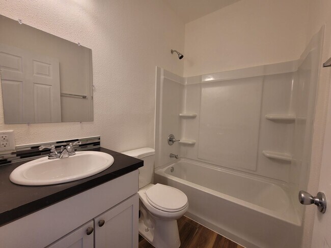 Photo - Charming 1 Bedroom 1 Bath W/Garage Parking