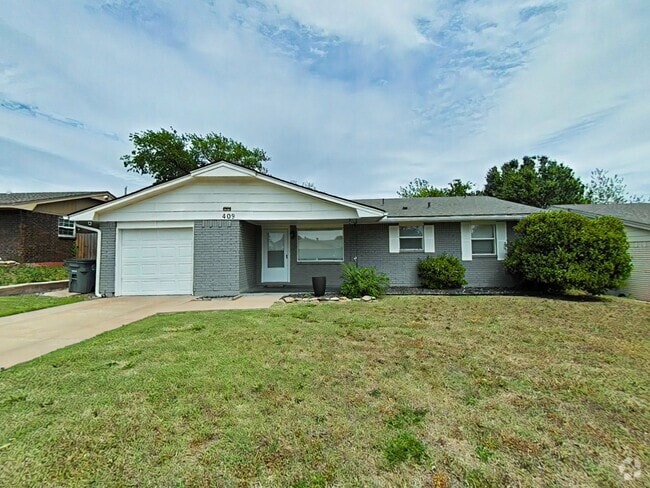 Building Photo - 409 NW 75th St Rental