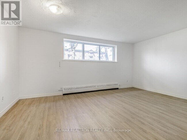 Photo - 165 Colborne Ave Unit 102