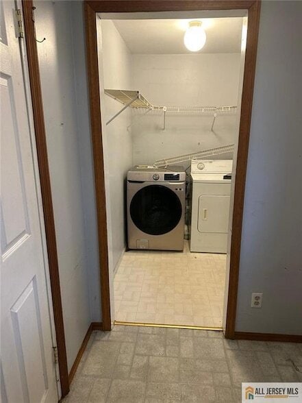 Photo - 143 Fiat Ave