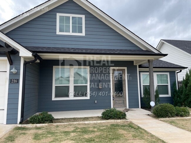 Building Photo - 216 Swan Lake