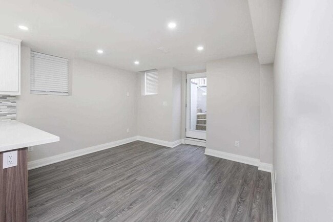 Photo - 3269 Respond Rd Unit Bright legal 1BR + Den basement in Erin Mills