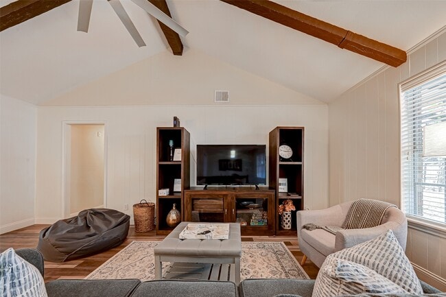 Photo - 3903 Hermitage Hollow Ln