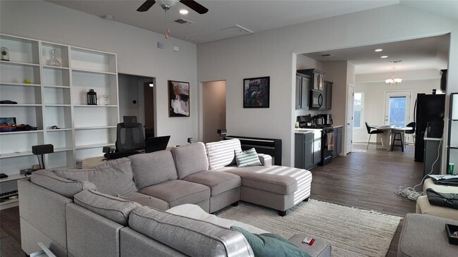 Photo - 5659 Sabbia Dr