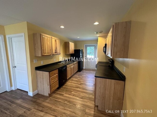 Photo - 11 Basketball Ct