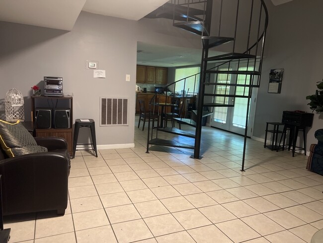 Photo - 3300 Valley Bend Rd