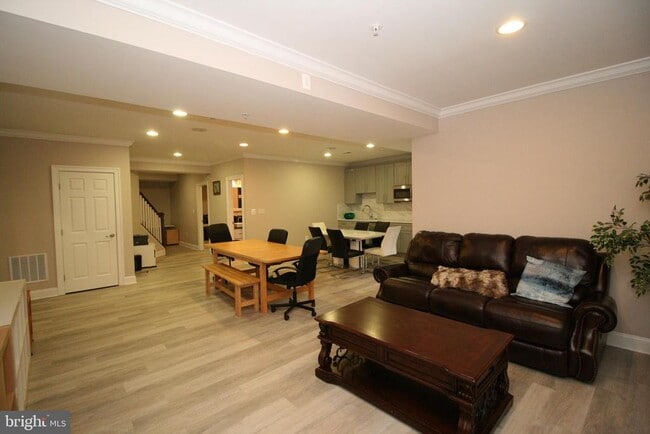 Photo - 102 Bullard Cir