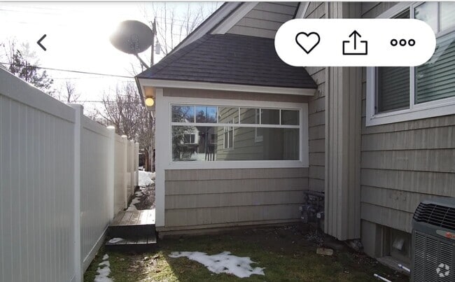 Building Photo - 908 E Sherman Ave Unit 908 E Sherman ave Rental
