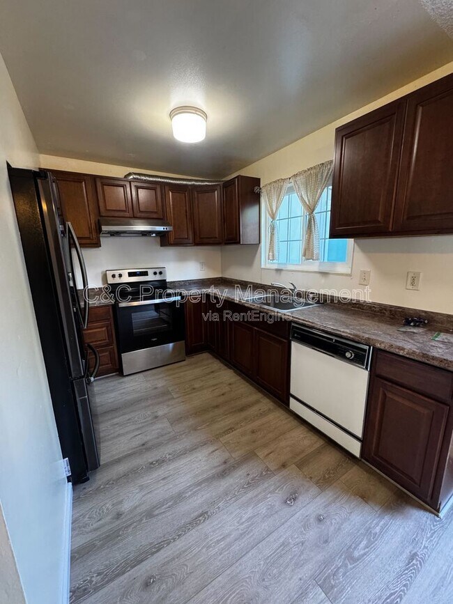 Photo - 1221 Pine Creek Wy Unit Apt G