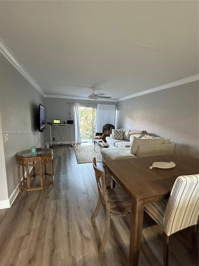 Photo - 725 Hummingbird Way Unit 212