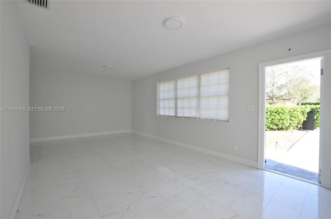 Photo - 10504 SW 77th Ct