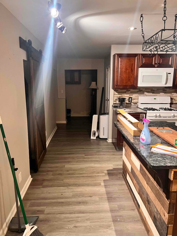 Photo - 118 N Madison Rd