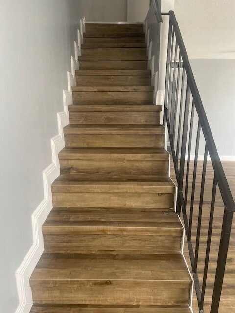 Photo - Spacious 3 bedroom 2 1/2 Condo Unit Apt 203