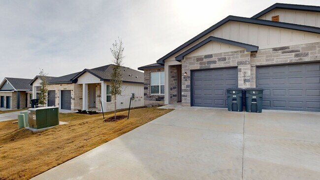 Photo - BRAND NEW DUPLEX AT THE PRESERVE!!!!