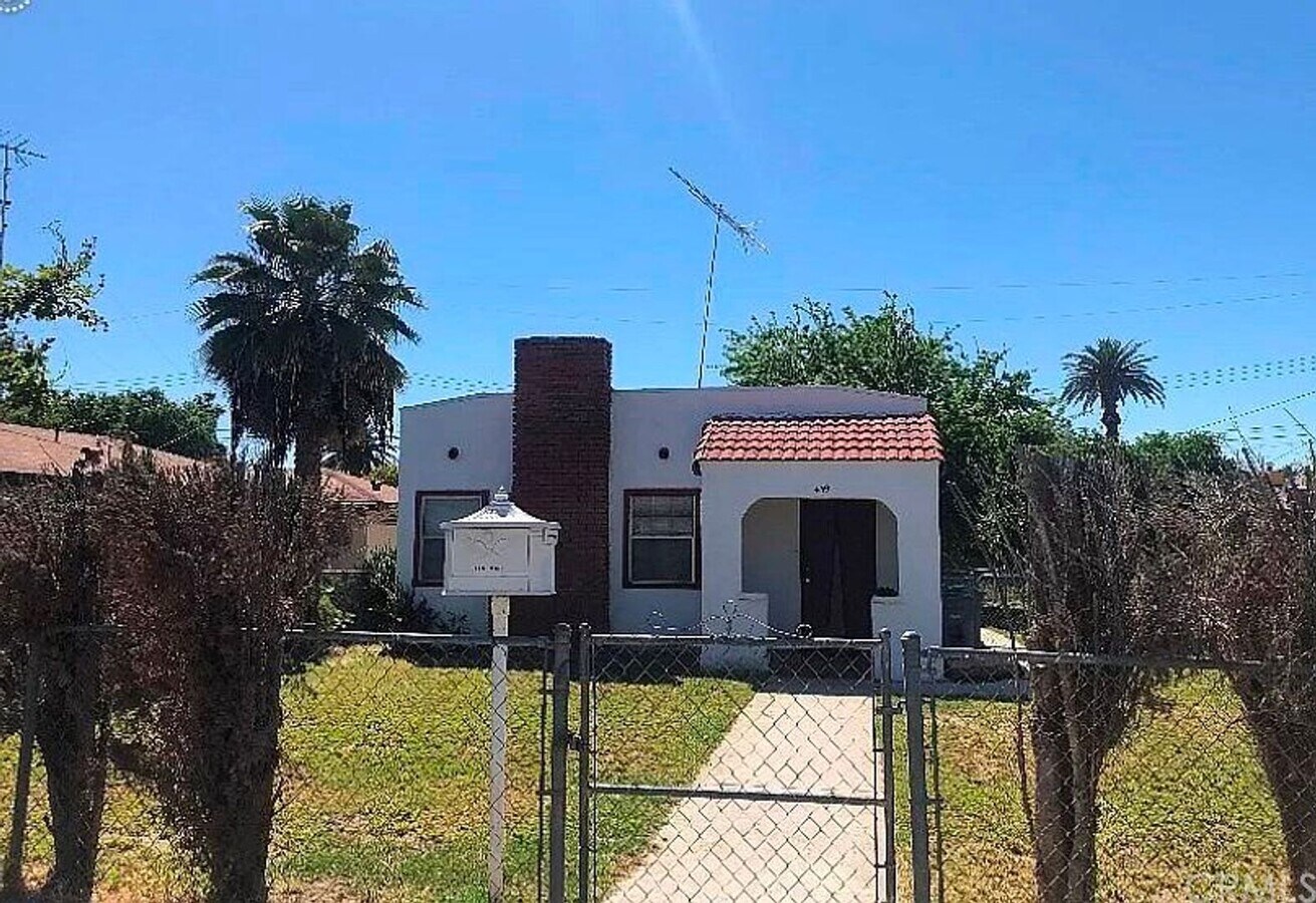 FOR RENT AVAILABLE JAN. 1ST - FOR RENT AVAILABLE JAN. 1ST