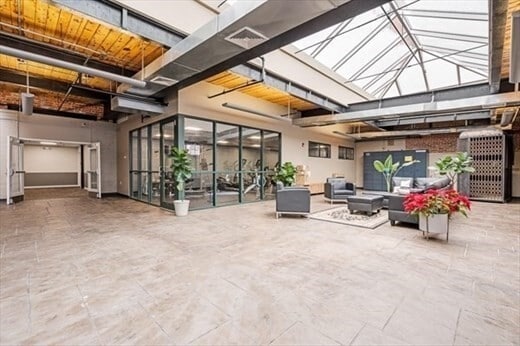 Photo - 160 Fremont St Unidad 209