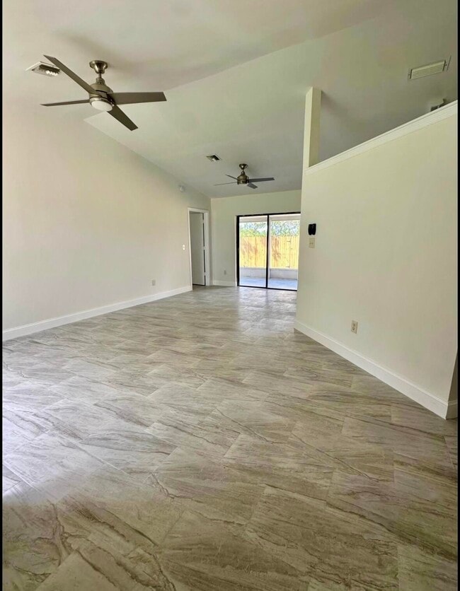 Photo - 1275 McDermott Ln