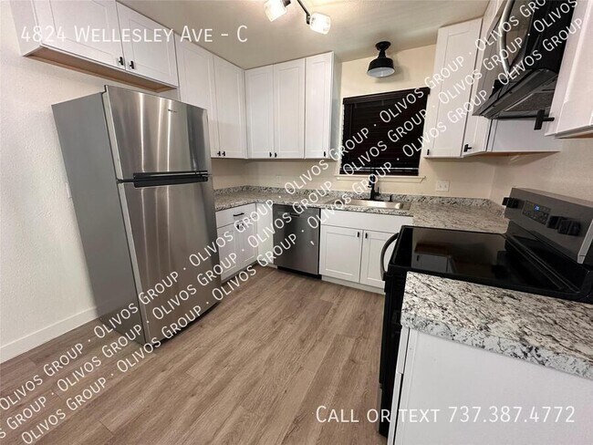 Photo - 4824 Wellesley Ave Unit C