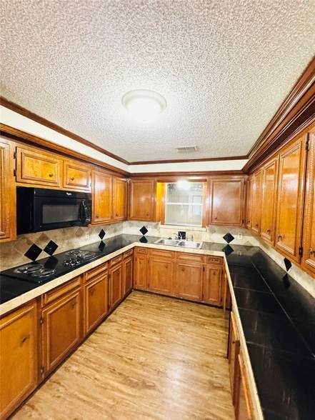 Photo - 107 Sunview St