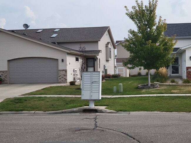 Photo - 3533 Eagle Run Ln Townhome