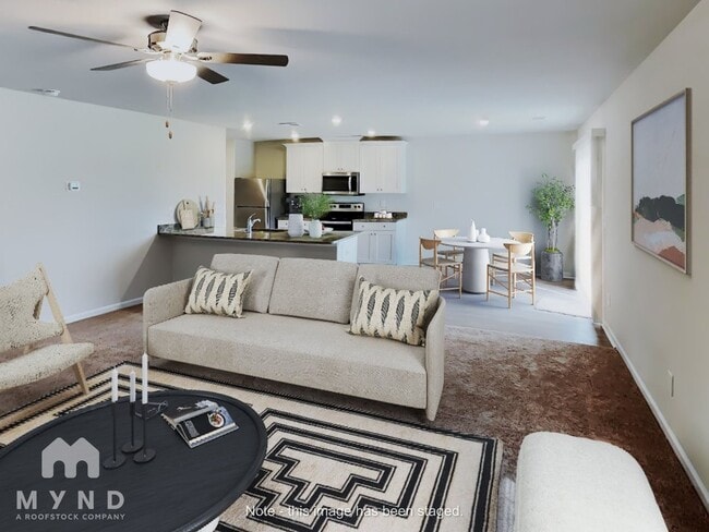 Photo - 184 Taverners Ln