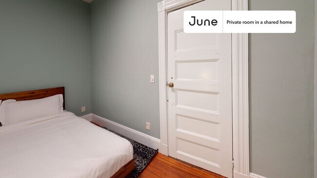 Room in Shared 4 bed/1.5 bath home in Allston
